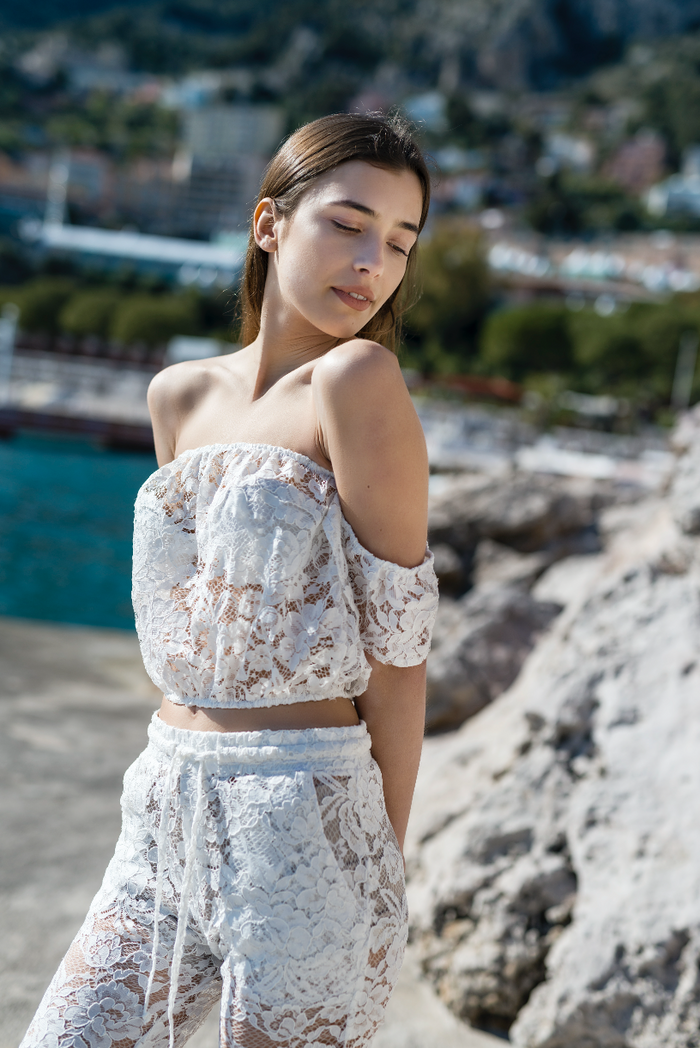 LACE TOP -50%